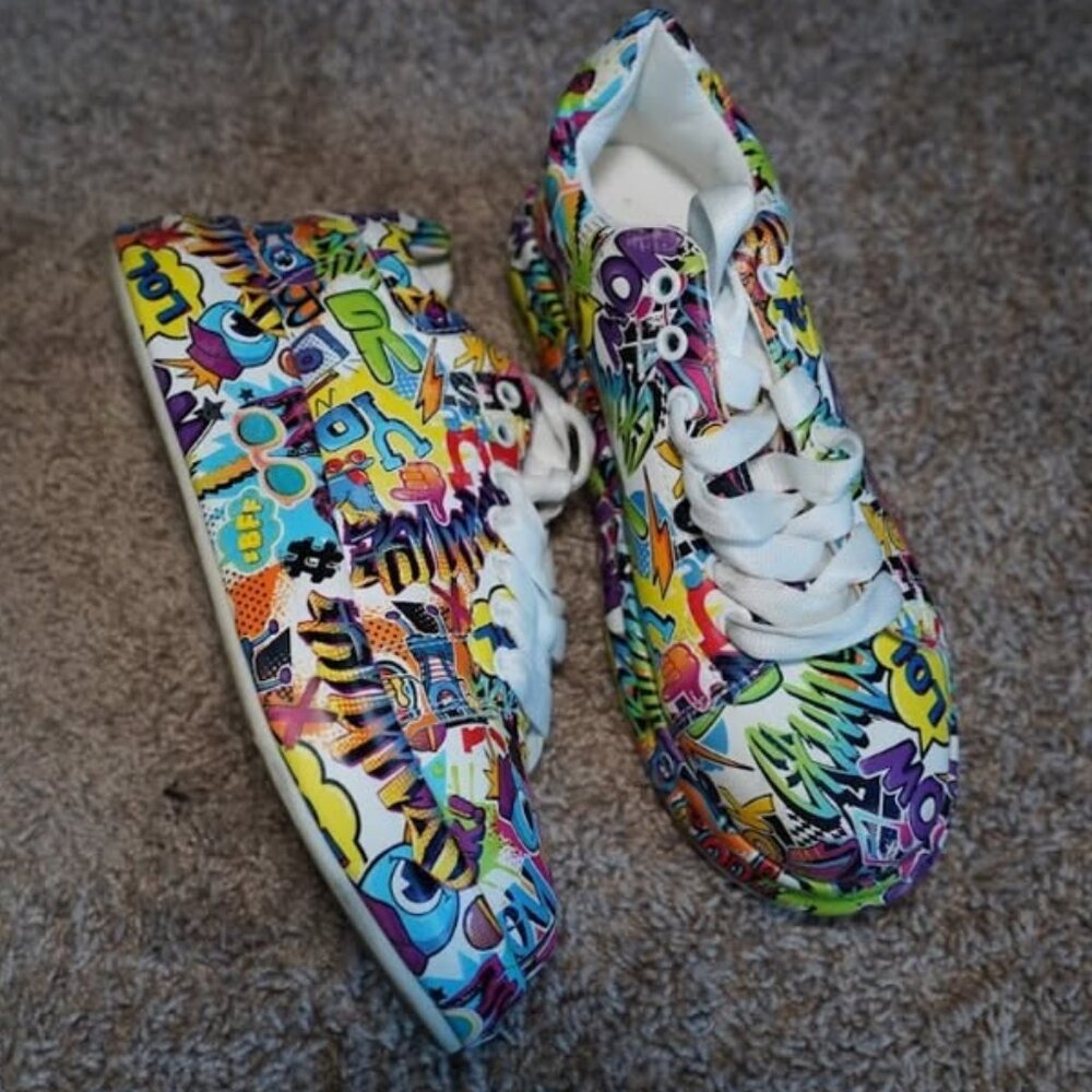 Colorful Graffiti Print Sneakers - Multi-color Streetwear Size 8/9
